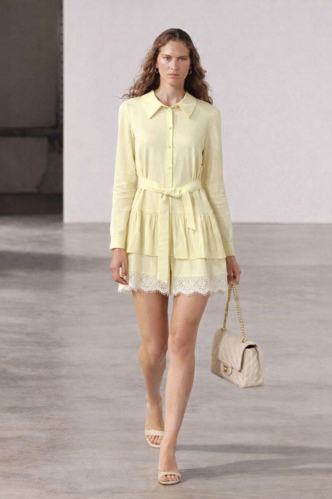 Dress Short -Beige Collar (S)